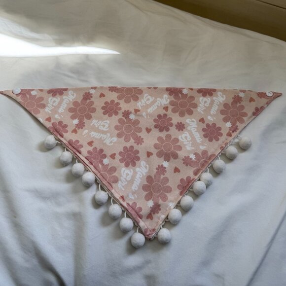 EUC Loic by Design Mama's Girl Mother's Day Dog Bandana with Poms, Pink Daisy, M - Picture 10 of 13